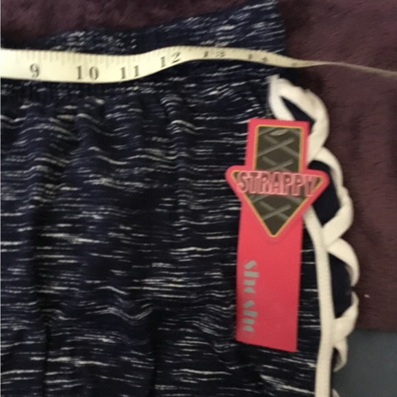 NWT Showsho Strappy Shorts Size Large - Picture 12 of 12